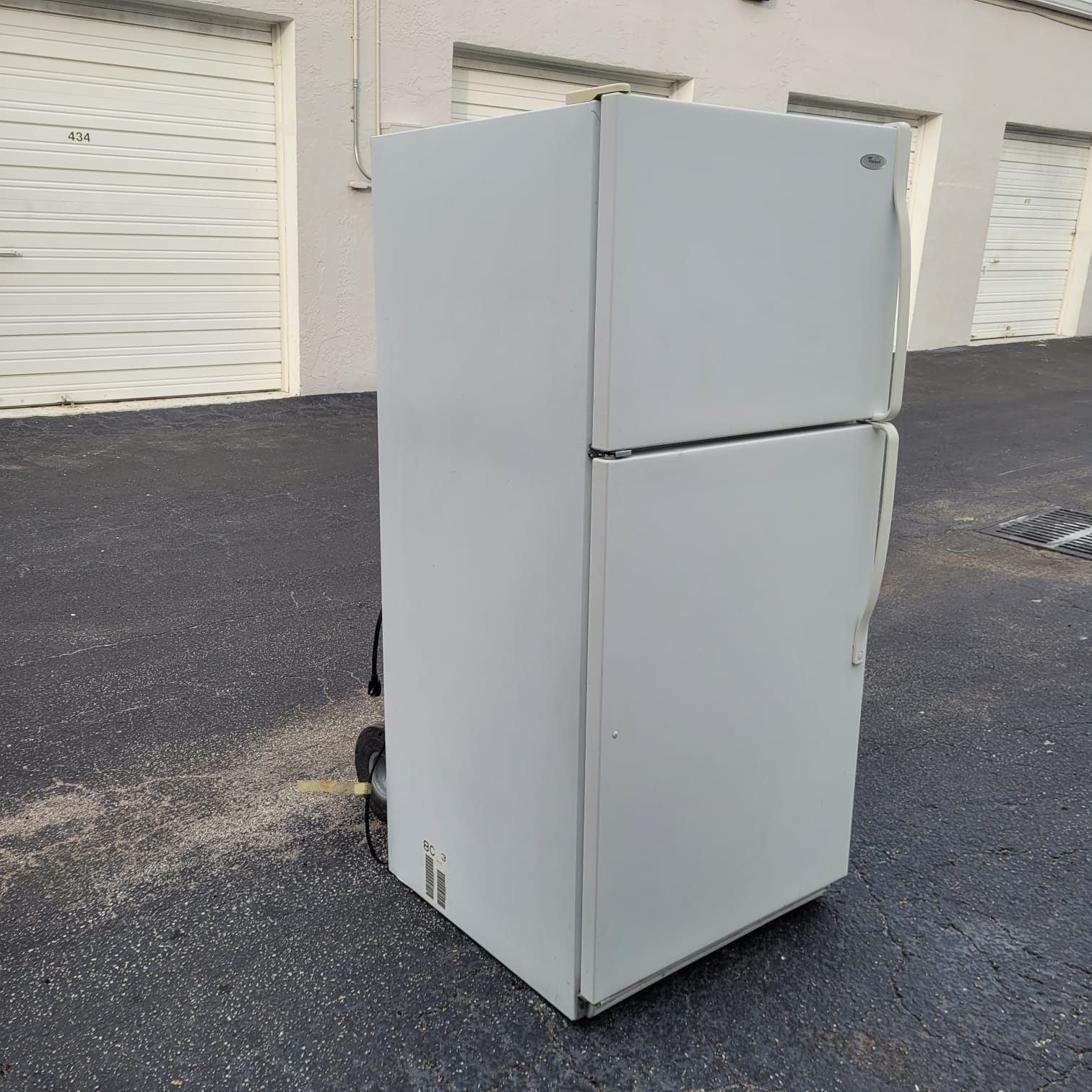 Whirlpool Top and Bottom Refrigerator Whirlpool Top and Bottom Refrigerator